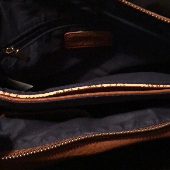 Purse - Picture 2 of 3